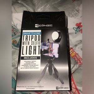 Tripod selfie light